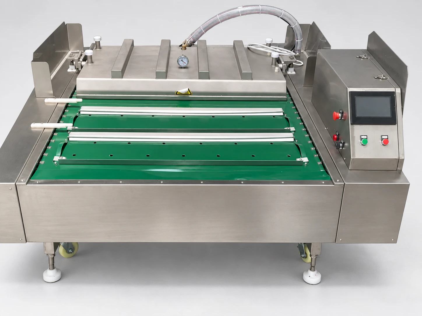 Continuous belt vacuum packing machine