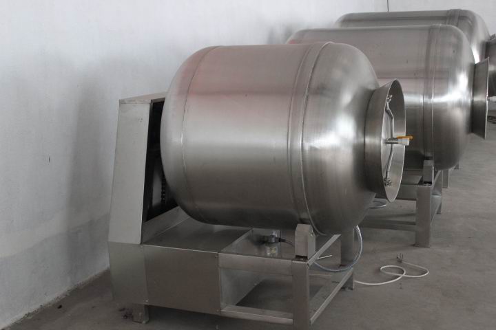 Vacuum meat tumbler